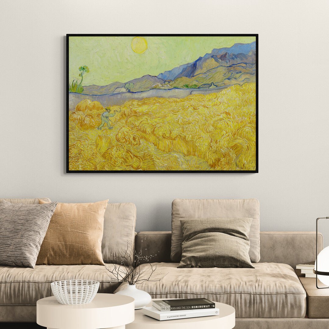Campo di grano con mietitore