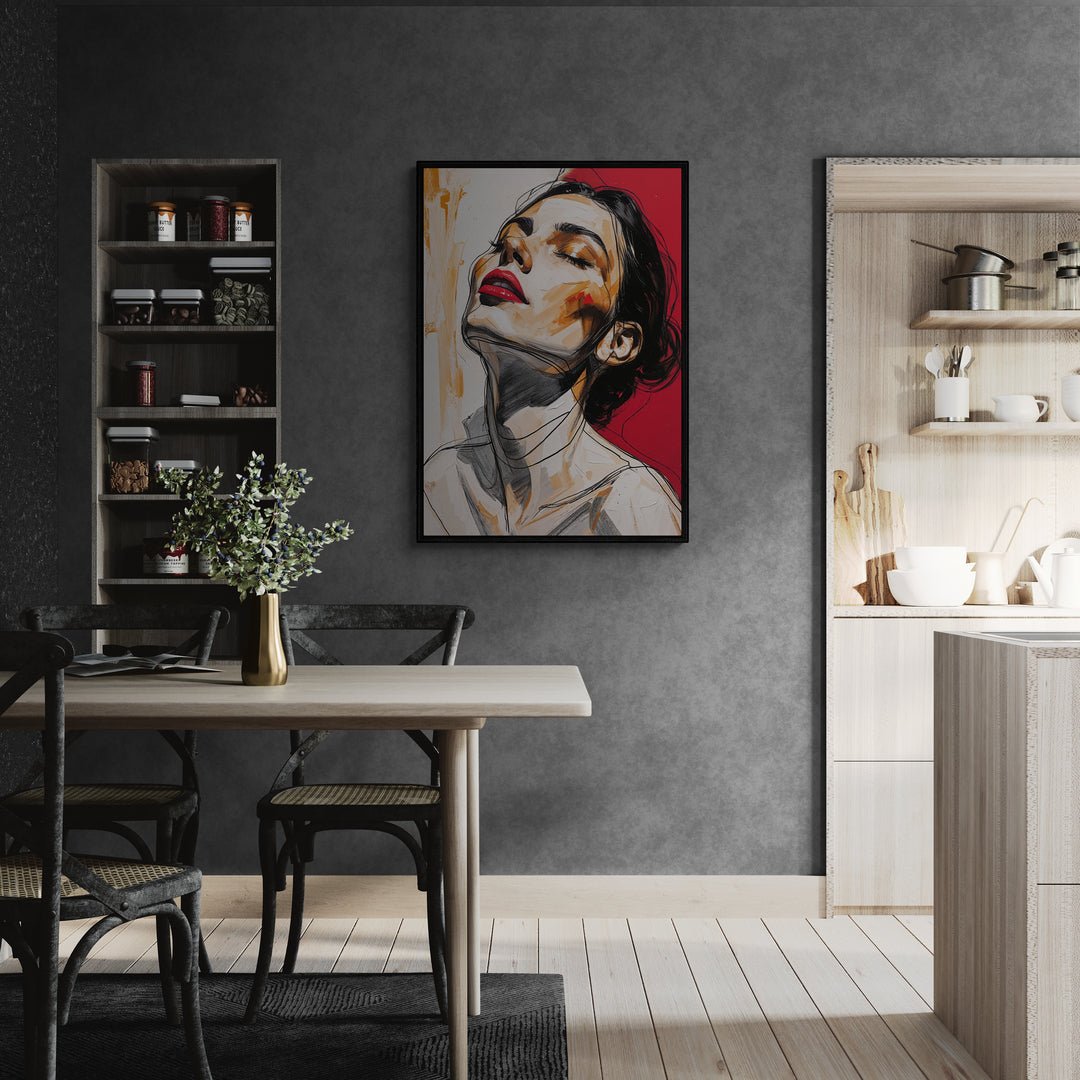 Ritratto femminile astratto con labbra rosse su sfondo rosso