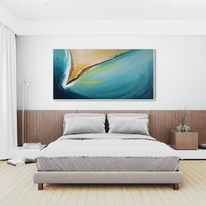 opera contemporanea vista drone oceano blu e spiaggia