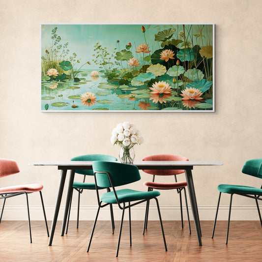 Stampa floreale con loto su stagno calmo e riflessi