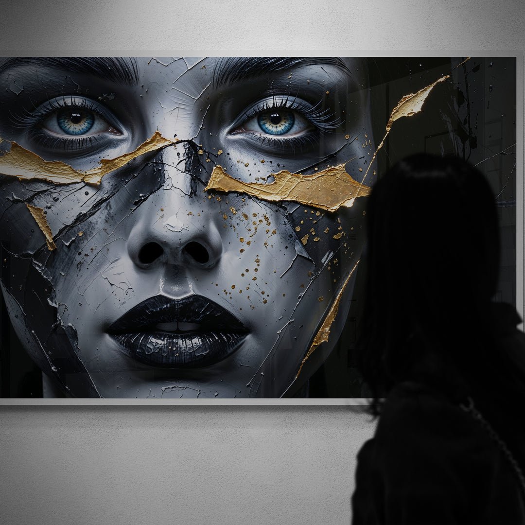 stampa artistica policotone volto grigio perla e oro black background