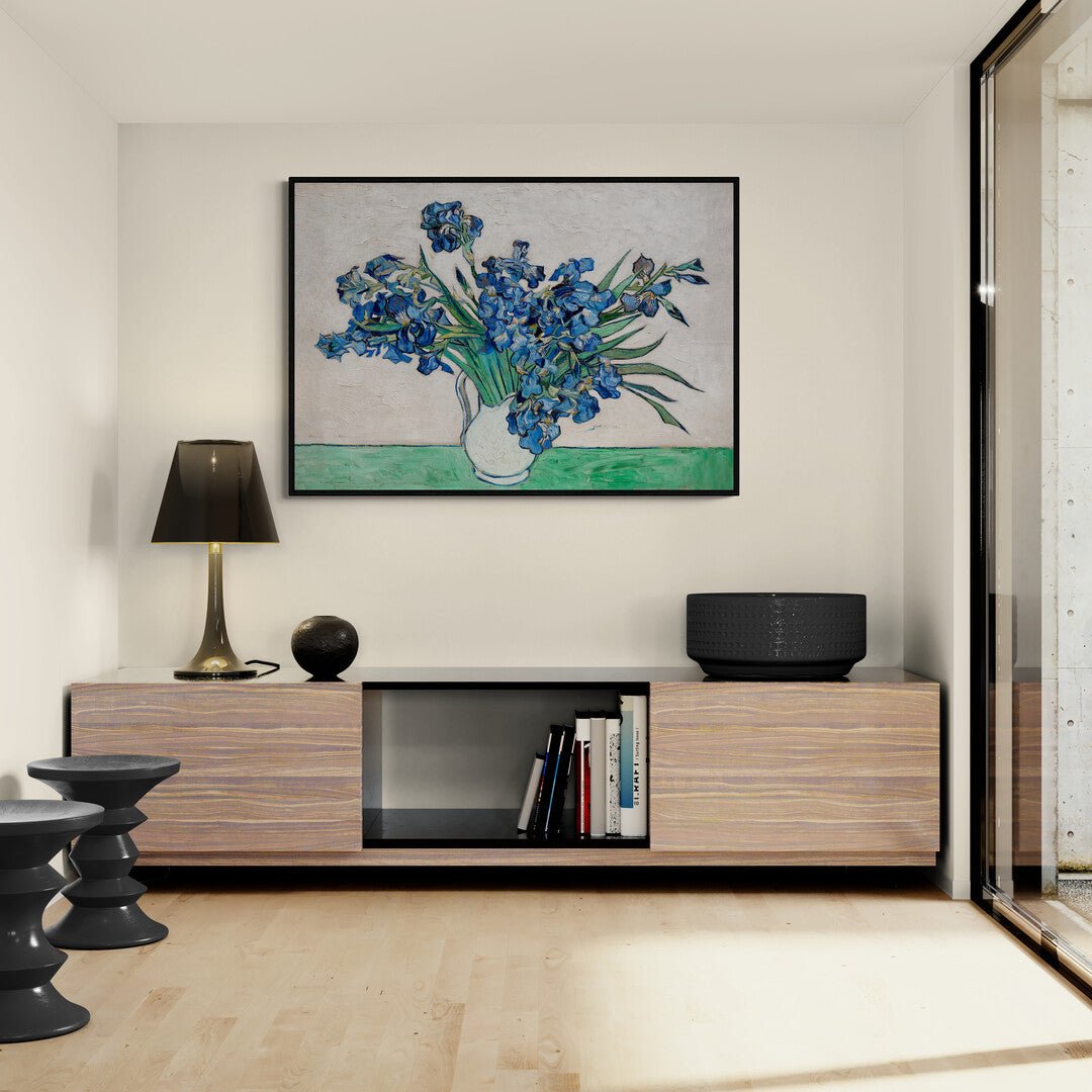 Quadro Van Gogh con fiori blu su sfondo chiaro